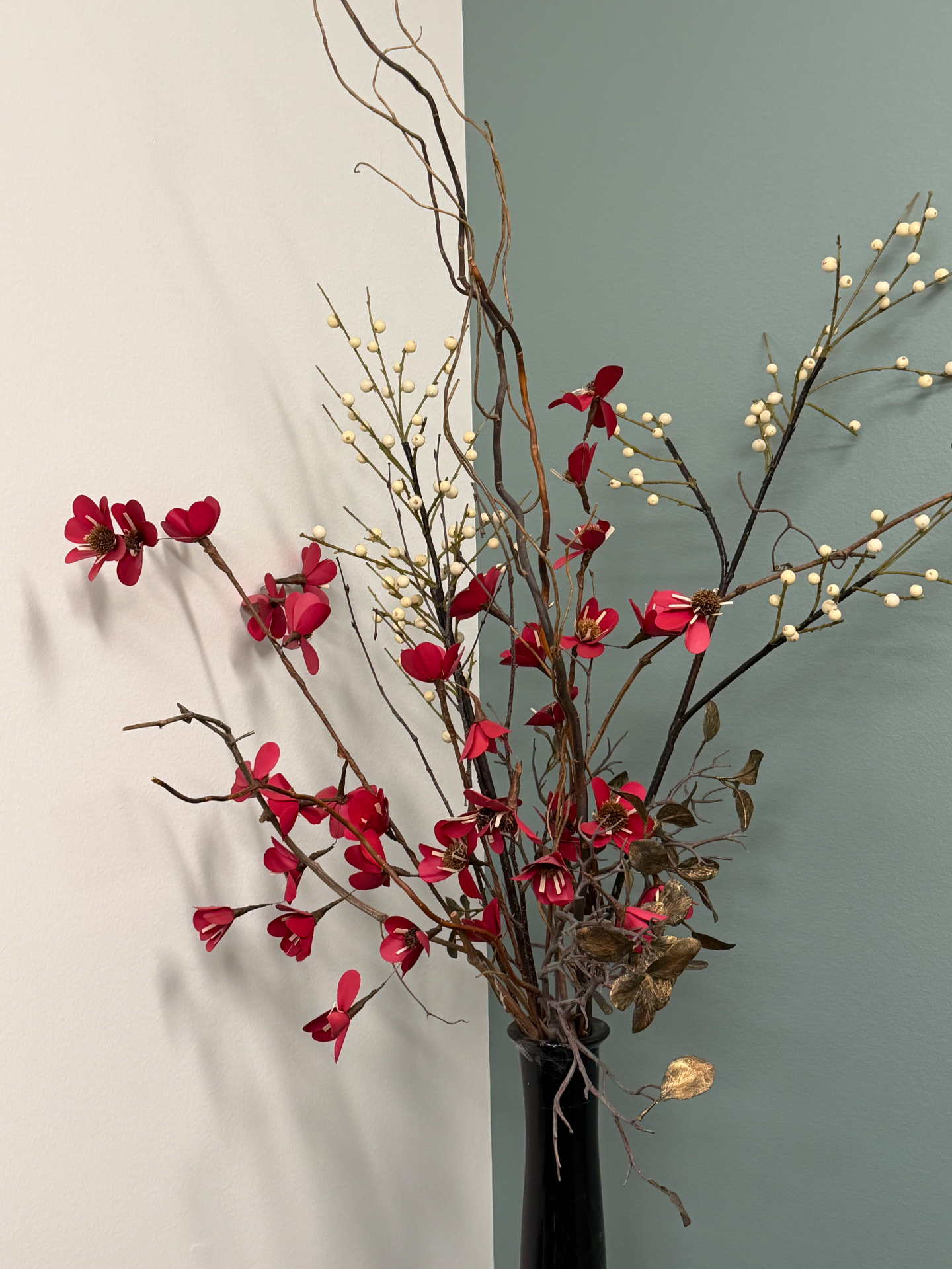 Stillness — branches, blossoms, gold leaf